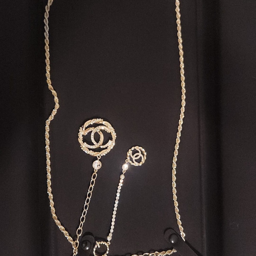 Crystal CC Fancy Chain Belt 85 34 Gold New - Picture 5 of 7